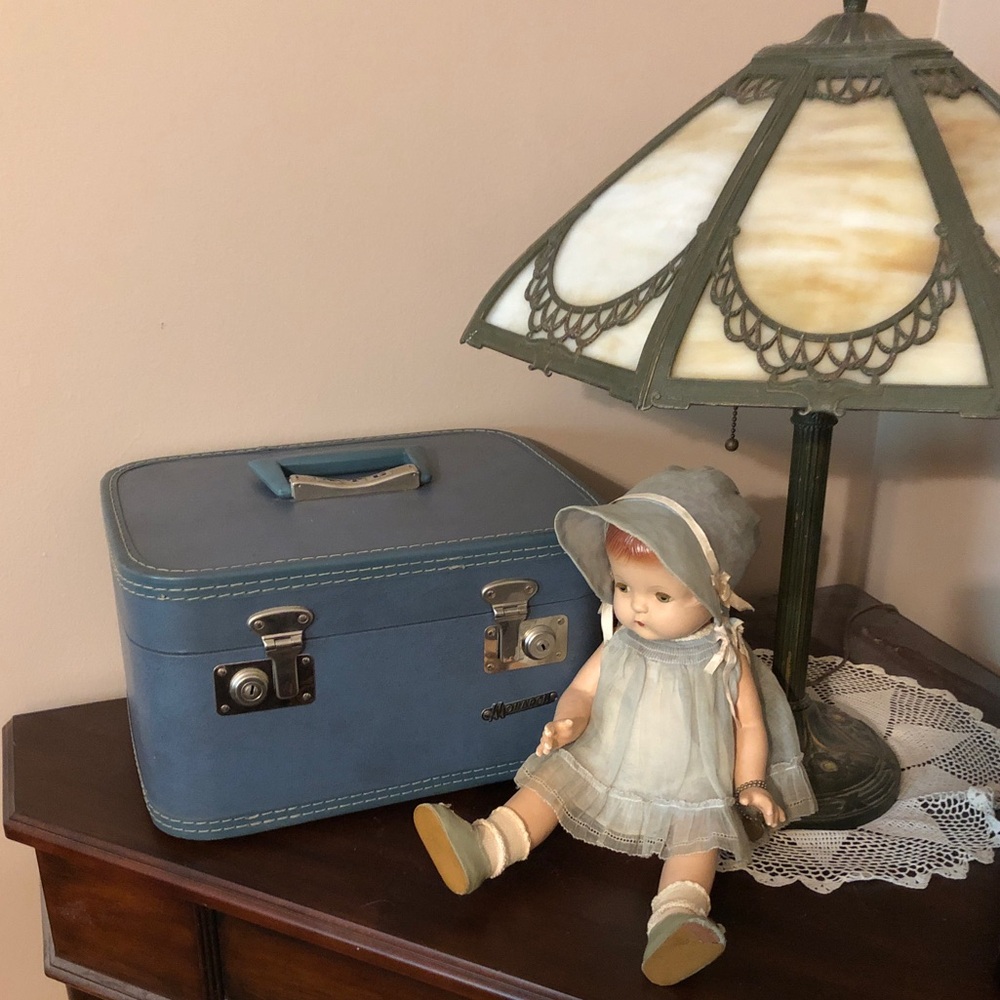 Vintage Hardshell Train Case - Picture 8 of 8